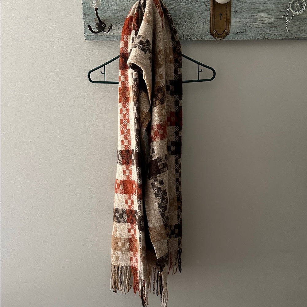 Geometric Pattern Winter Scarf with Fringe